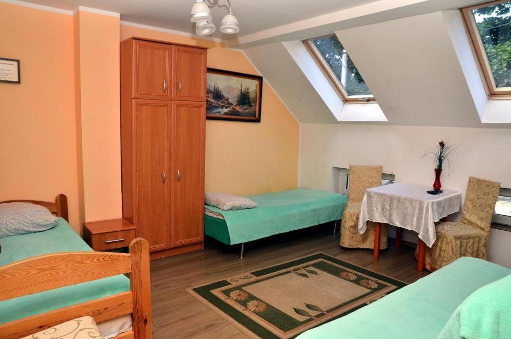 Hotel Gosciniec Zapiecek Stronie Śląskie Exterior foto